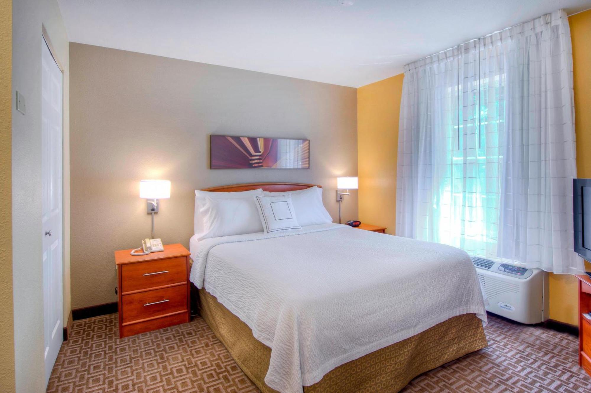 Towneplace Suites Raleigh Cary/Weston Parkway Exterior foto