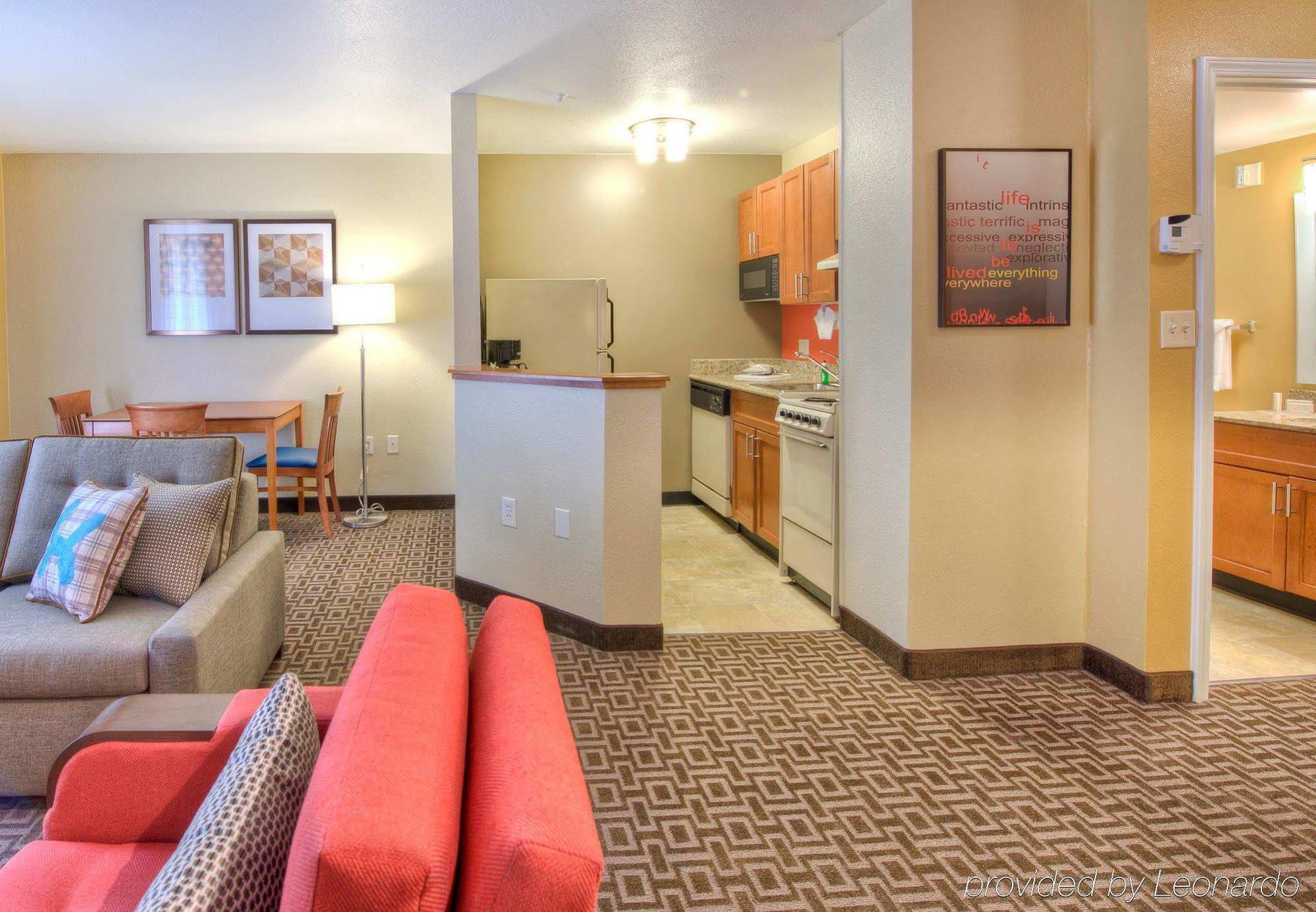 Towneplace Suites Raleigh Cary/Weston Parkway Exterior foto